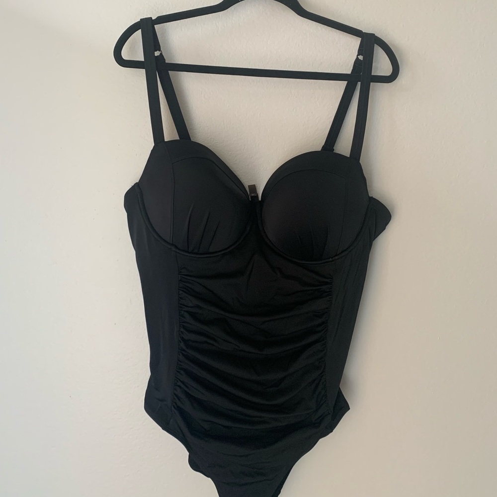 Torrid one piece swim swimsuit